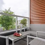 Ku Morzu Przy Plazy -parking Basen Letni W Cenie - Appartement *