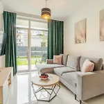 Ku Morzu Przy Plazy -parking Basen Letni W Cenie - Apartman