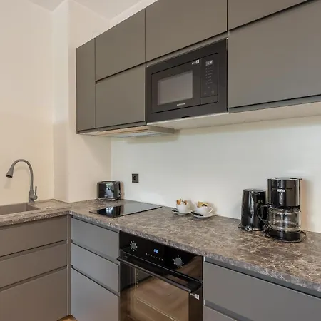 Ku Morzu Przy Plazy -parking Basen Letni W Cenie - * Sianozety