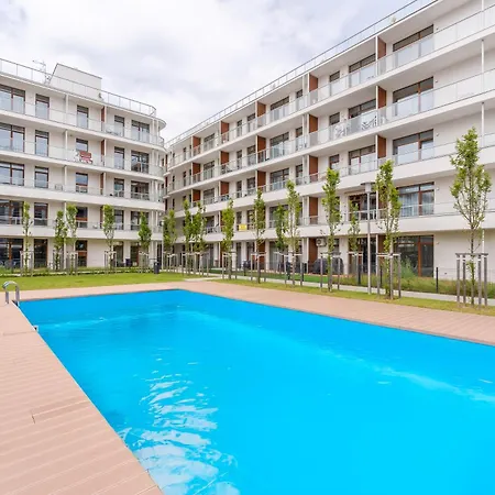Ku Morzu Przy Plazy -parking Basen Letni W Cenie - Apartman