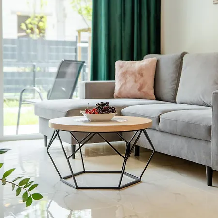 Ku Morzu Przy Plazy -parking Basen Letni W Cenie - *