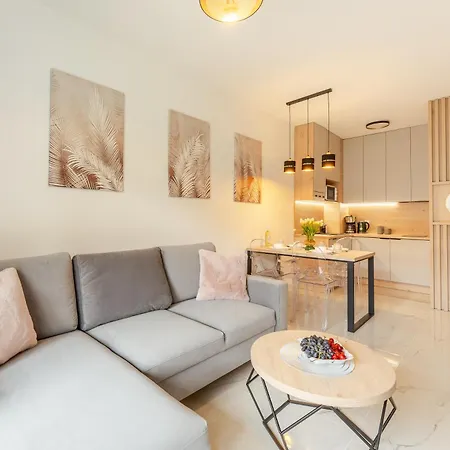 Ku Morzu Przy Plazy -parking Basen Letni W Cenie - Sianozety