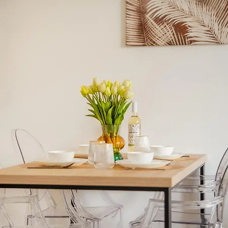 Ku Morzu Przy Plazy -parking Basen Letni W Cenie - Appartamento