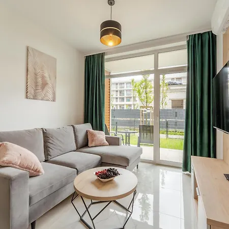 Ku Morzu Przy Plazy -parking Basen Letni W Cenie - *